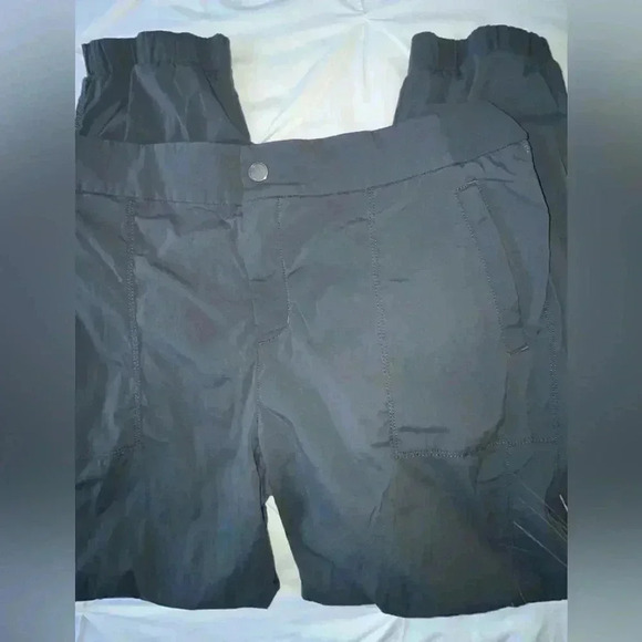 Athleta Women’s Trekkie Jogger in Light Charcoal Grey Color. SIZE 16 - Picture 5 of 8